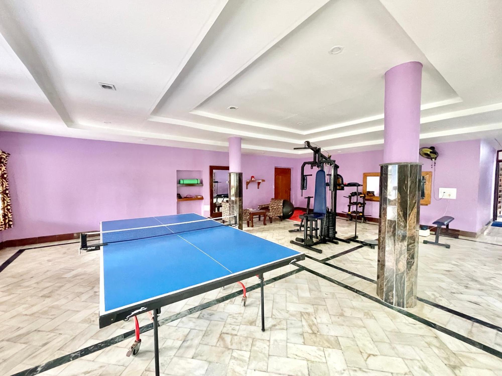 Hotel V-I Near Sea , Puri Private-Park -Gym-Spa Fully-Airconditioned-Hotel Lift-And-Parking-Facilities Breakfast-Included ภายนอก รูปภาพ